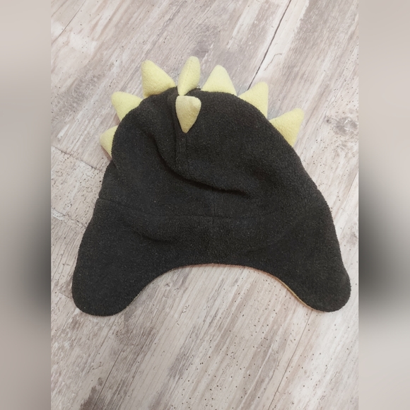 Toddler Toque and mittens set - Picture 4 of 7